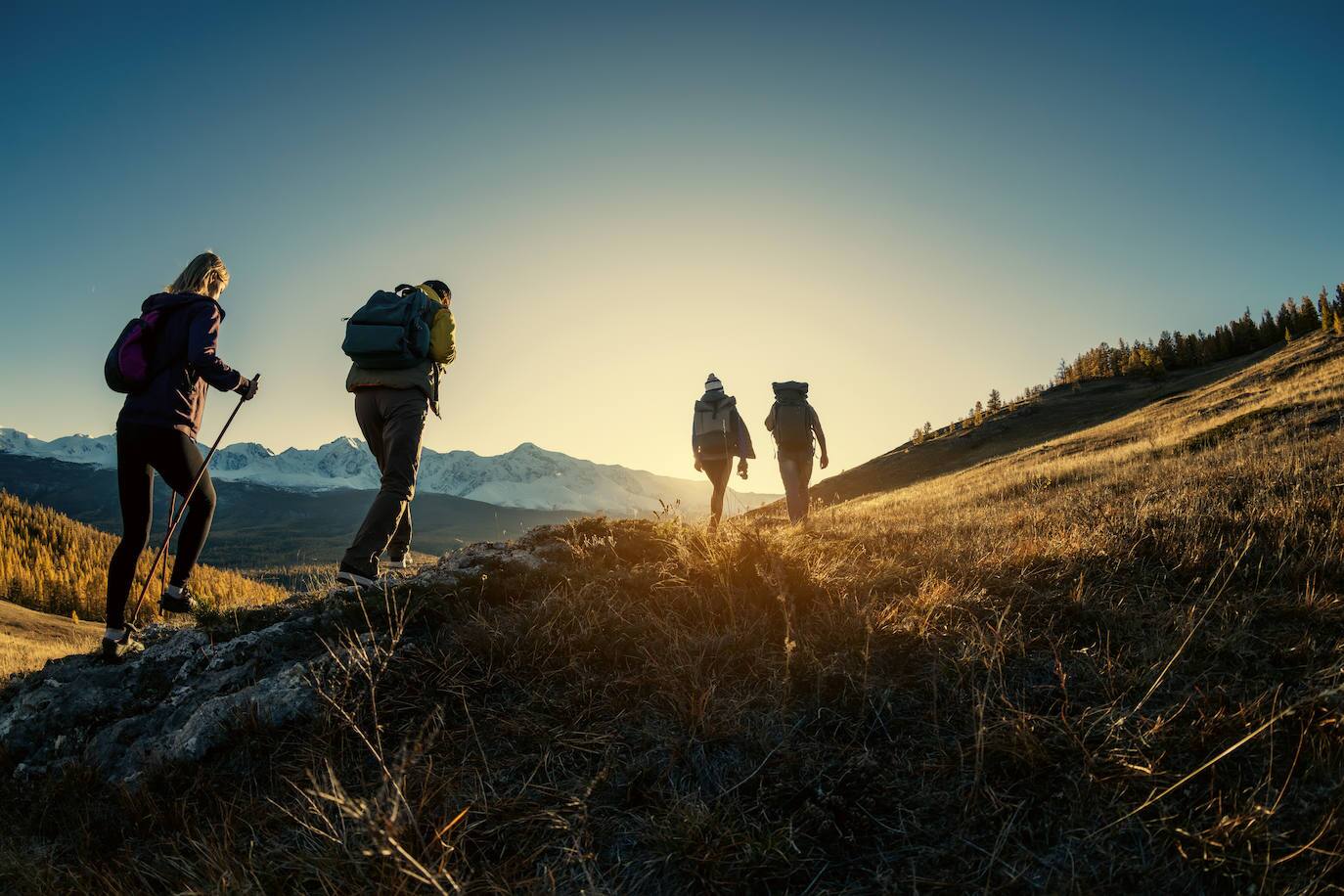 //www.som2travel.es/cdn/images/content/España/trekking-fotolia.jpg