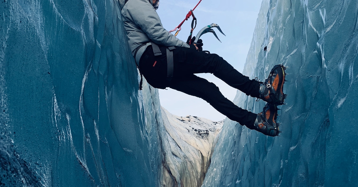 //www.som2travel.es/cdn/images/content/Islandia/excelente-aventura-4-horas-con-escalada-en-hielo-y-ruta-glaciar-en-solheimajokull.png
