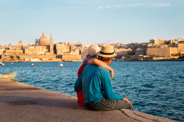 //www.som2travel.es/cdn/images/content/Malta/istockphoto-676038242-612x612.jpg