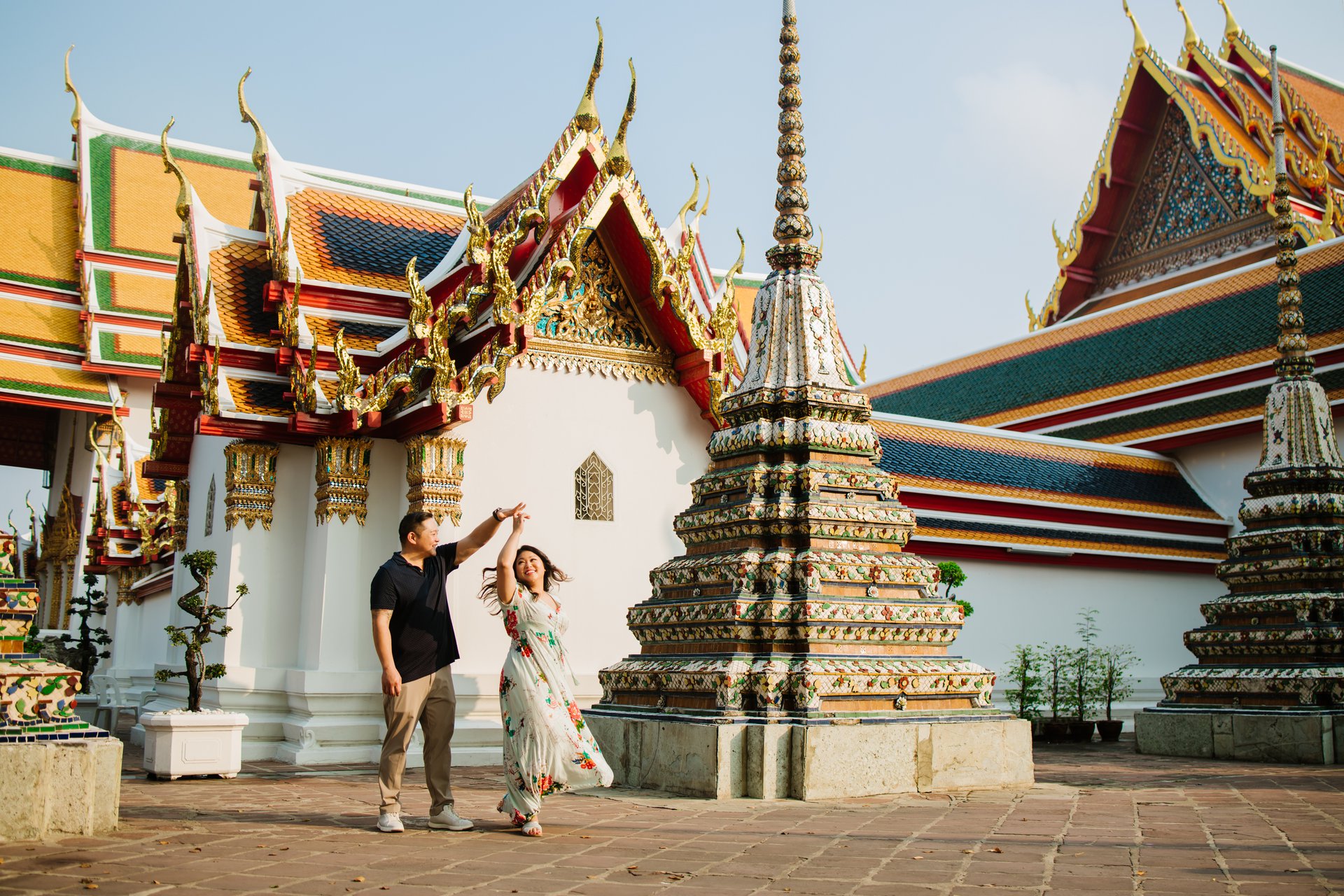 //www.som2travel.es/cdn/images/content/Novios/bangkok-anniversary.jpeg