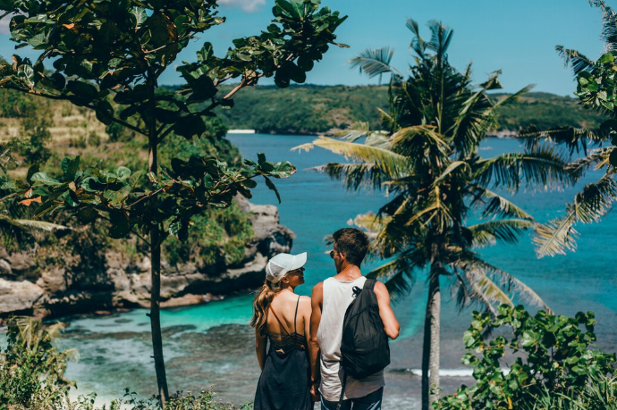 //www.som2travel.es/cdn/images/content/Novios/java.PNG