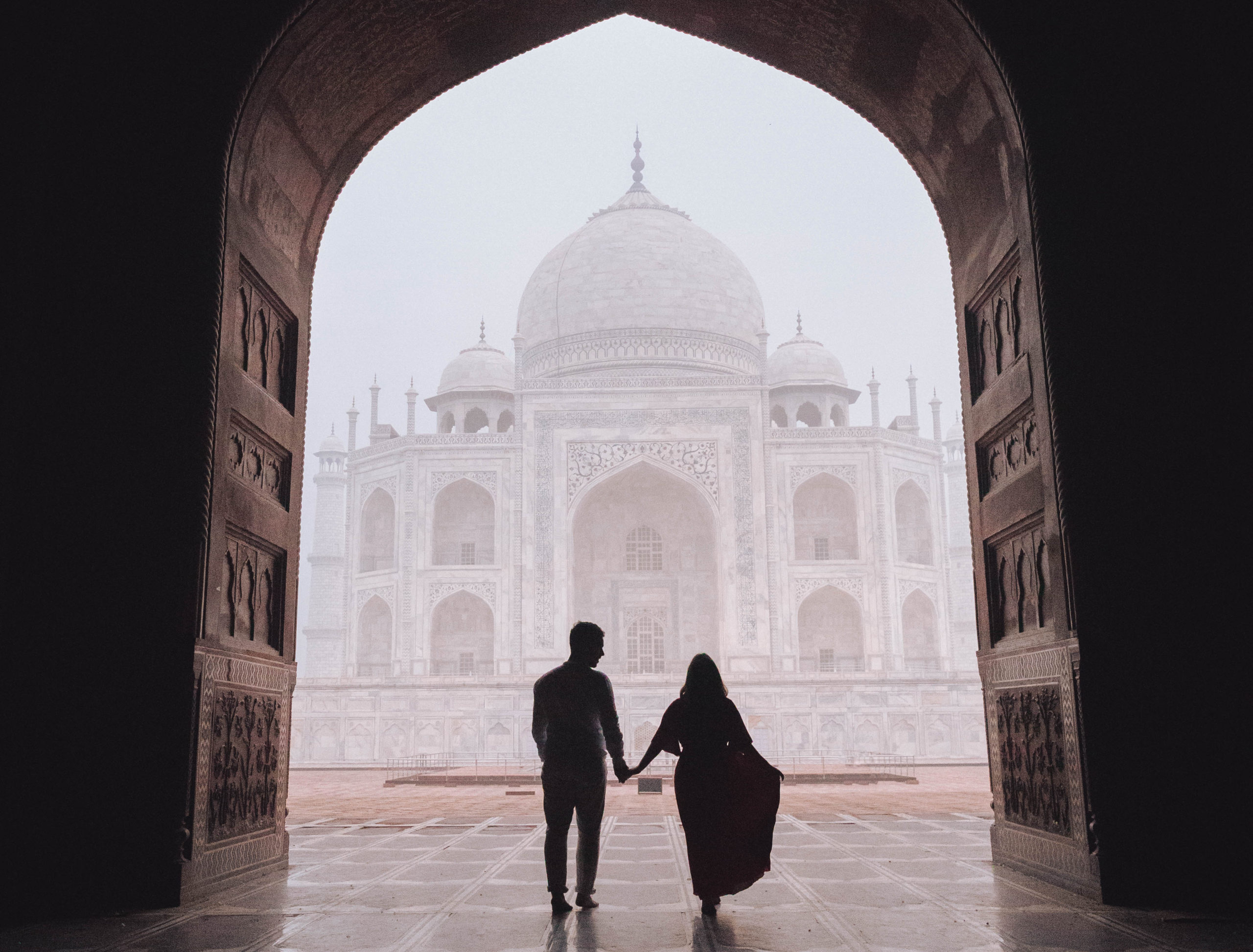 //www.som2travel.es/cdn/images/content/Novios/miel-india.jpg