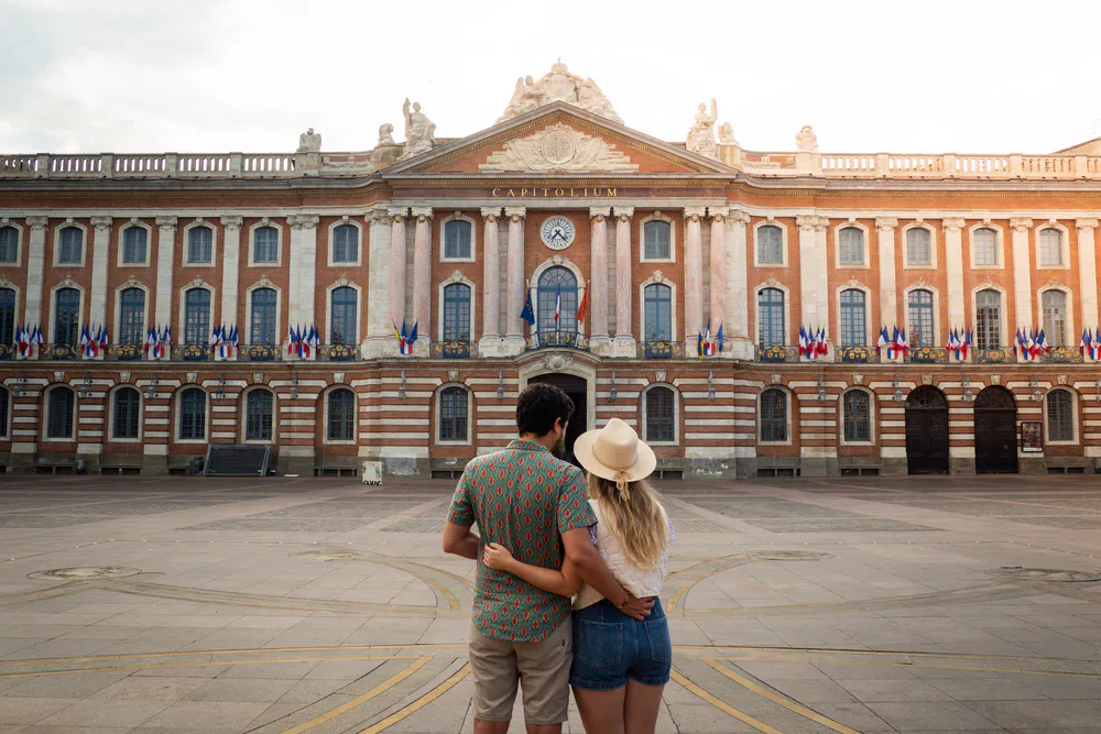 //www.som2travel.es/cdn/images/content/Novios/parejafrancia.jpg