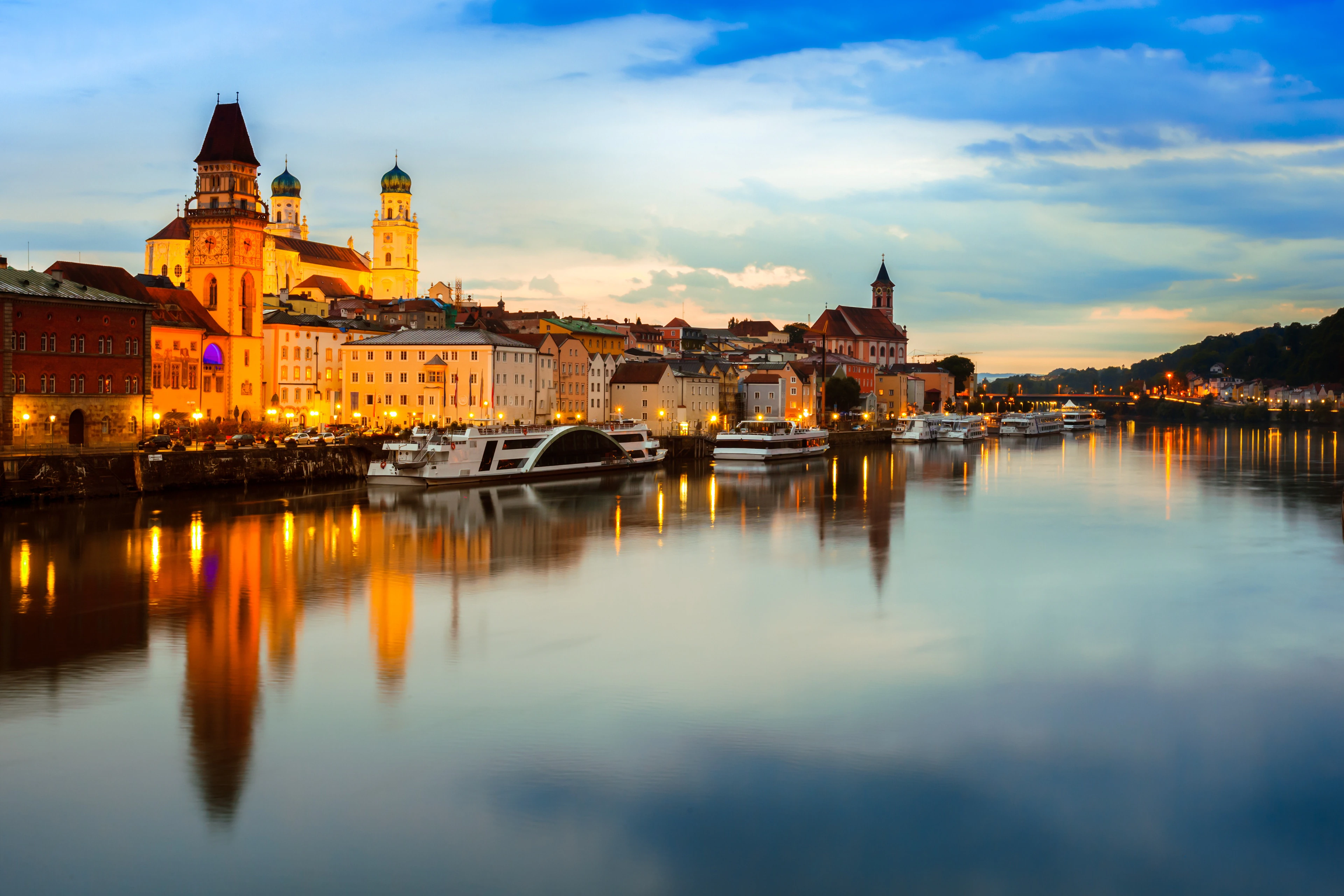 //www.som2travel.es/cdn/images/content/fluvial3.webp